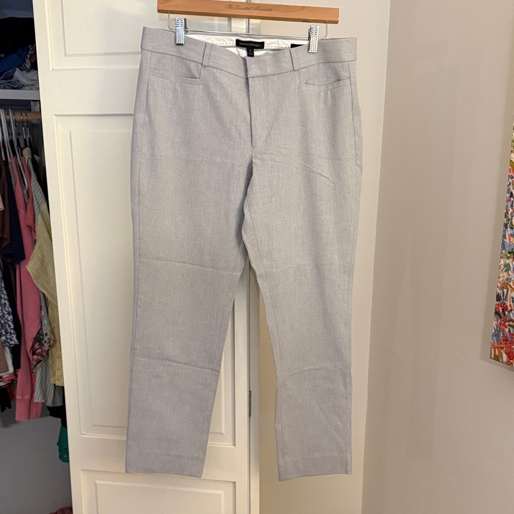 Women's Gray Cropped Pants